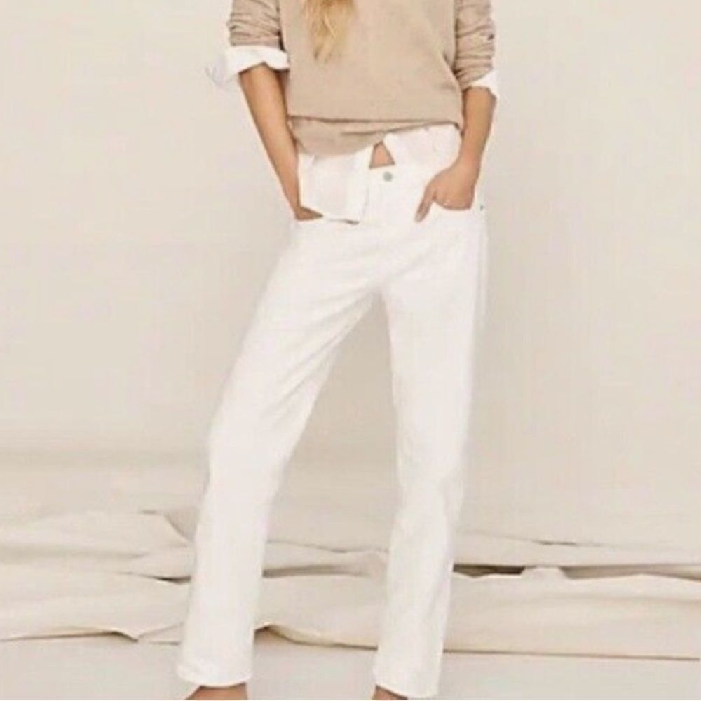 J crew Slouchy Boyfriend 100% Cotton Denim jeans in ecru, size 24 like new!